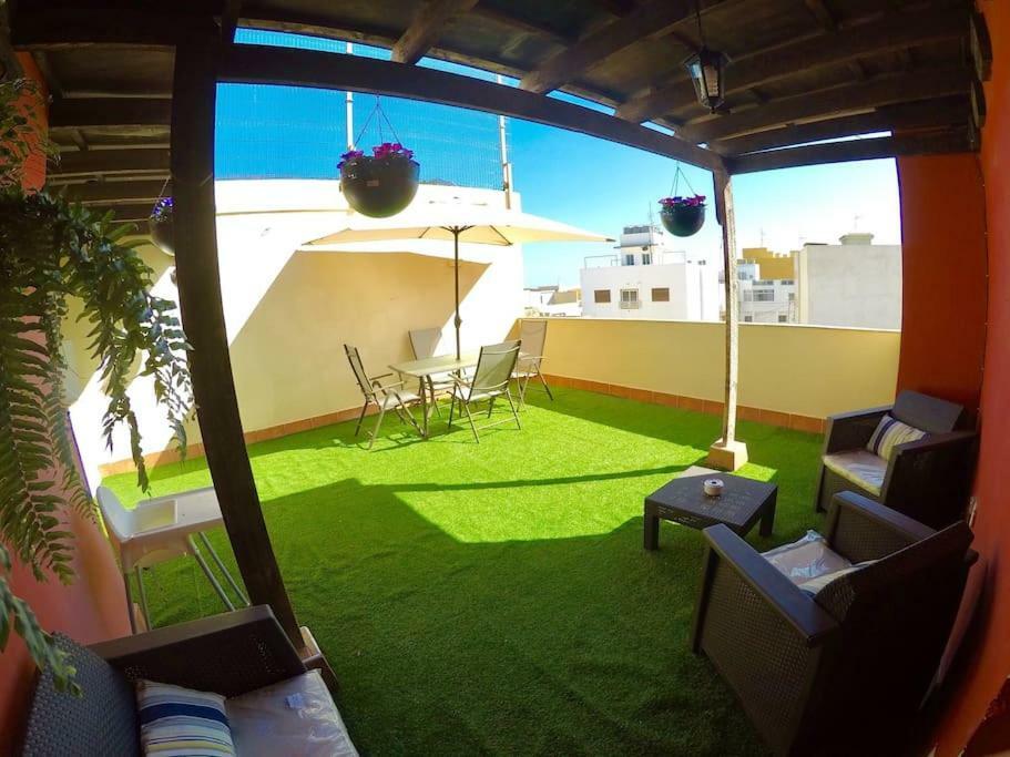 Villa Blanca Tenerife - Complete House - Terrace And Bbq, 5 Minutes From The Beach And Airport サン・イシドロ エクステリア 写真